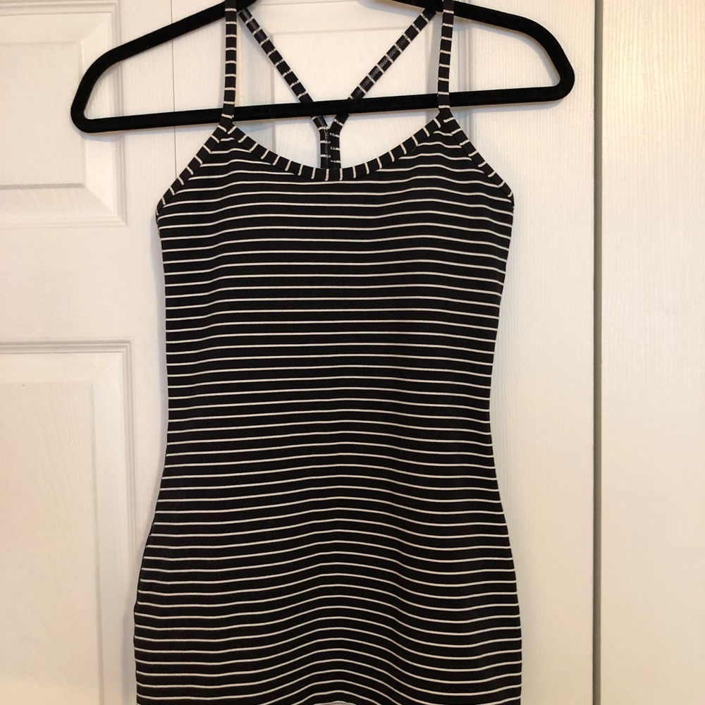 Lululemon power y tank